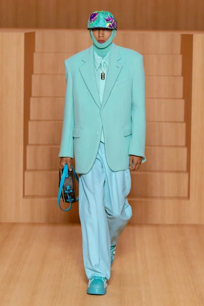 Look 71
